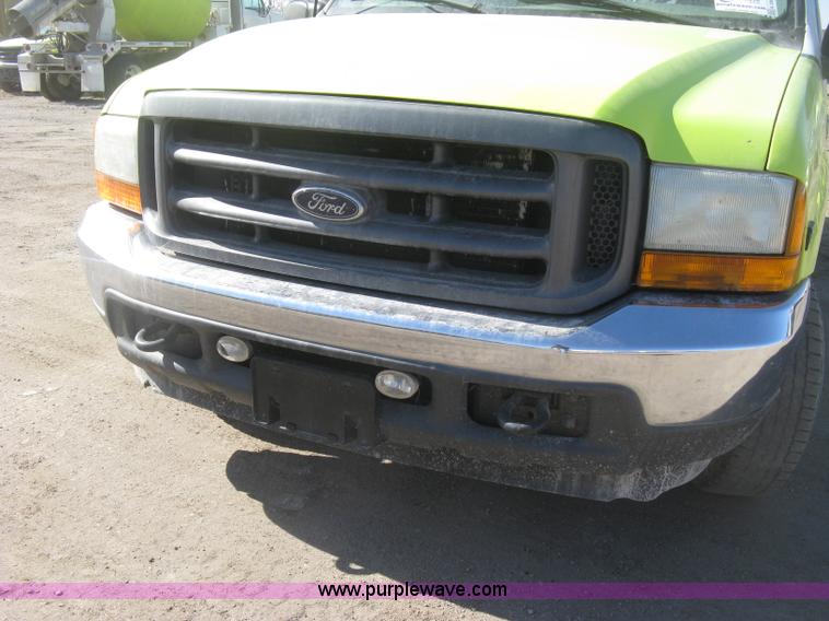 image for item K2864 2001 Ford F350 Super Duty XL SuperCab pickup truck