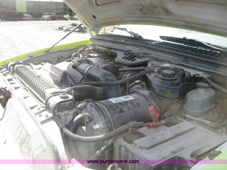 image for item K2865 2005 Ford F350 Super Duty XL Crew Cab pickup truck