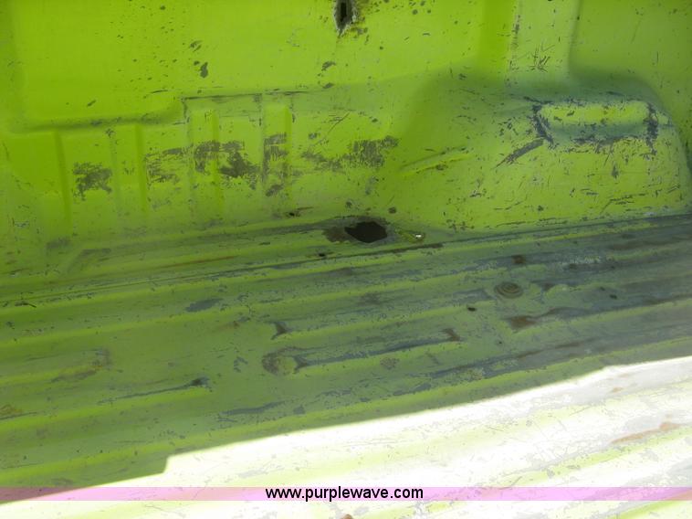 image for item K2865 2005 Ford F350 Super Duty XL Crew Cab pickup truck