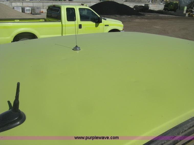 image for item K2867 2004 Chevrolet Silverado 1500 Ext. Cab pickup truck