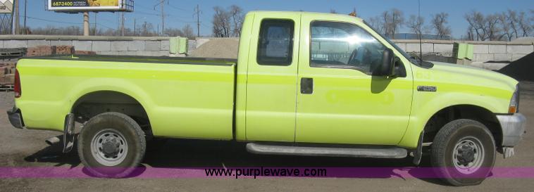 image for item K2869 2002 Ford F250 Super Duty XL SuperCab pickup truck