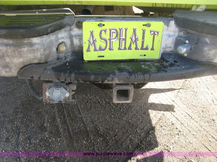 image for item K2869 2002 Ford F250 Super Duty XL SuperCab pickup truck