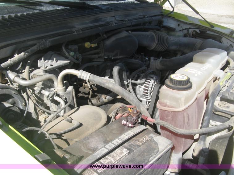 image for item K2869 2002 Ford F250 Super Duty XL SuperCab pickup truck