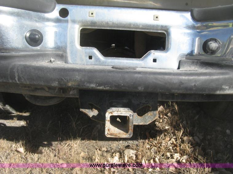 image for item K2871 2002 Ford F250 Super Duty XL SuperCab pickup truck