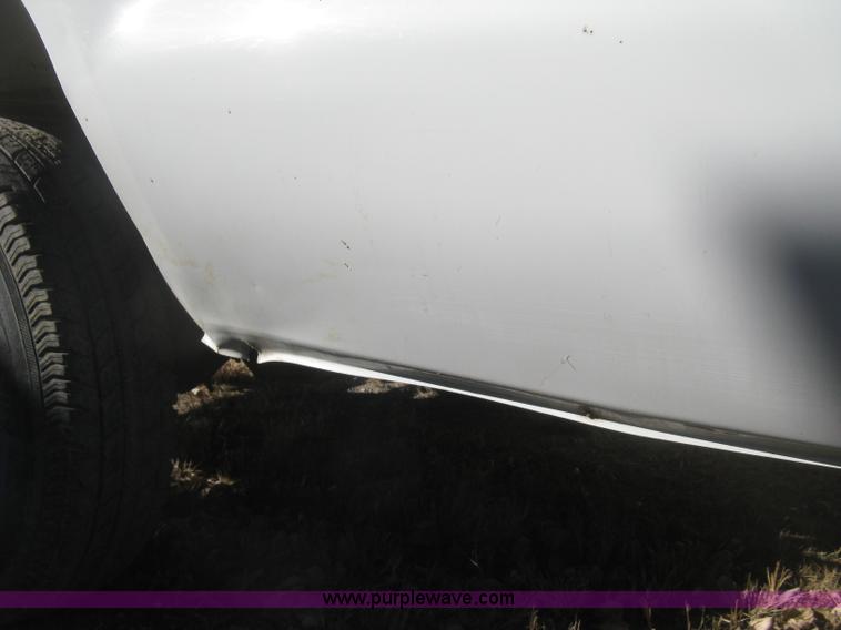 image for item K2871 2002 Ford F250 Super Duty XL SuperCab pickup truck