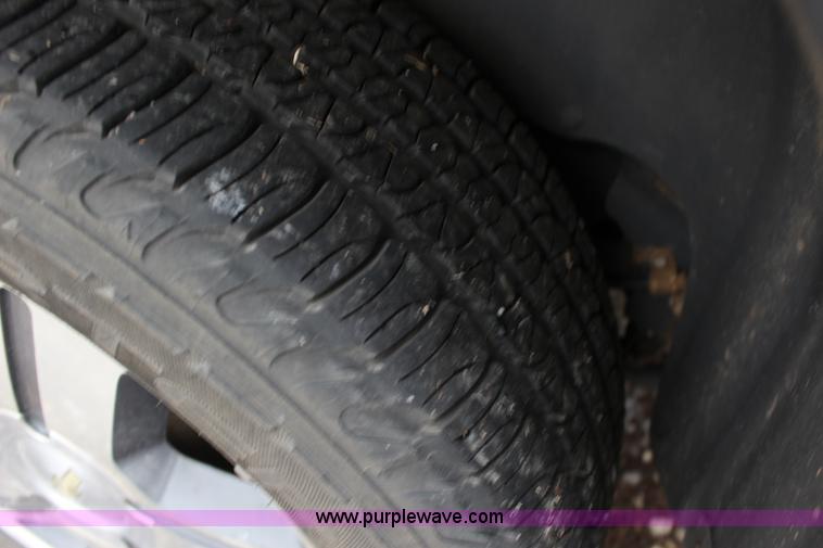 image for item K2898 2006 Chevrolet Trailblazer LS SUV