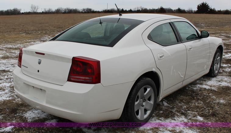 image for item K2902 2008 Dodge Charger SE