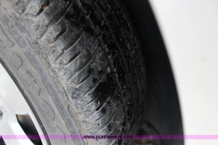 image for item K2902 2008 Dodge Charger SE