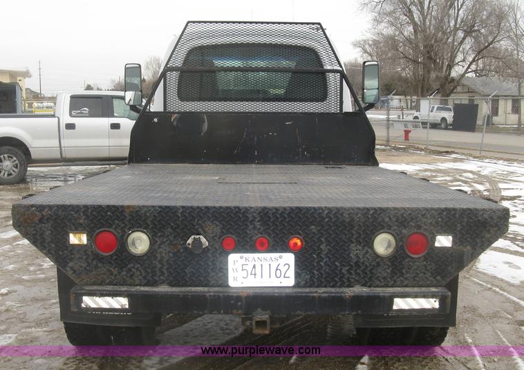 image for item K2926 2003 GMC C4500 flatbed truck