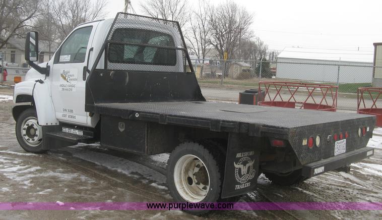 image for item K2926 2003 GMC C4500 flatbed truck