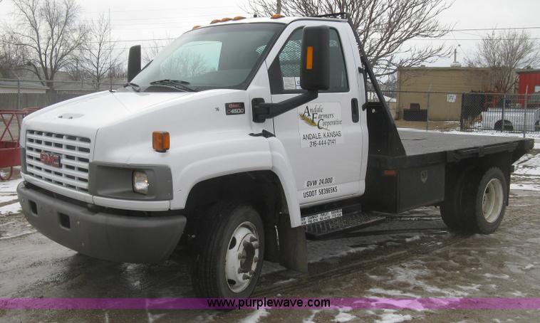 image for item K2926 2003 GMC C4500 flatbed truck