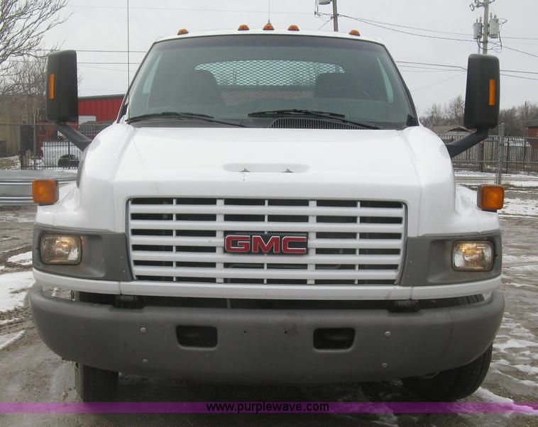 image for item K2926 2003 GMC C4500 flatbed truck