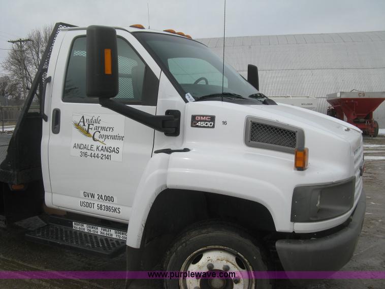 image for item K2926 2003 GMC C4500 flatbed truck