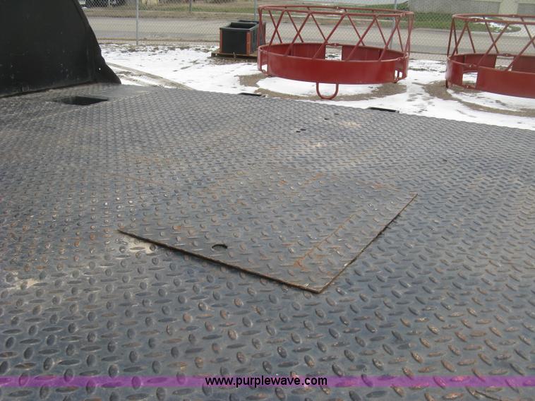 image for item K2926 2003 GMC C4500 flatbed truck