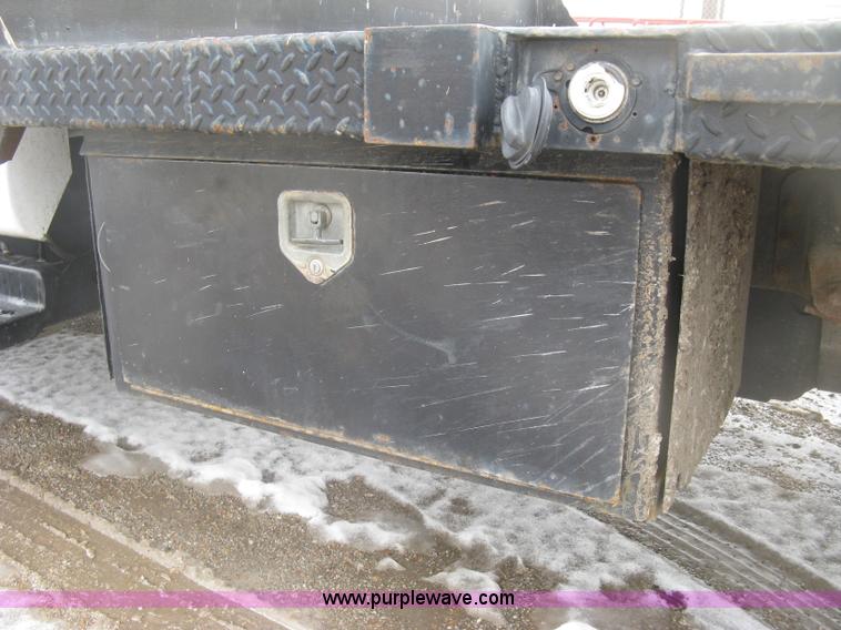 image for item K2926 2003 GMC C4500 flatbed truck