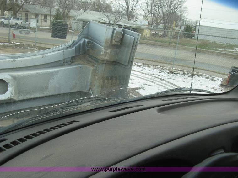 image for item K2926 2003 GMC C4500 flatbed truck