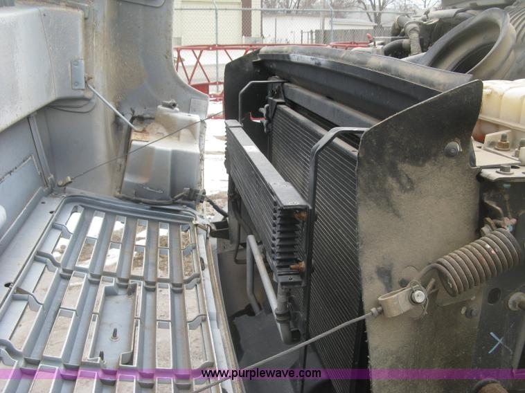 image for item K2926 2003 GMC C4500 flatbed truck