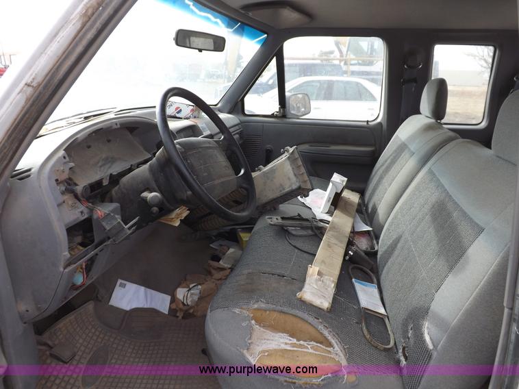 image for item K3000 1995 Ford F150 XL SuperCab pickup truck