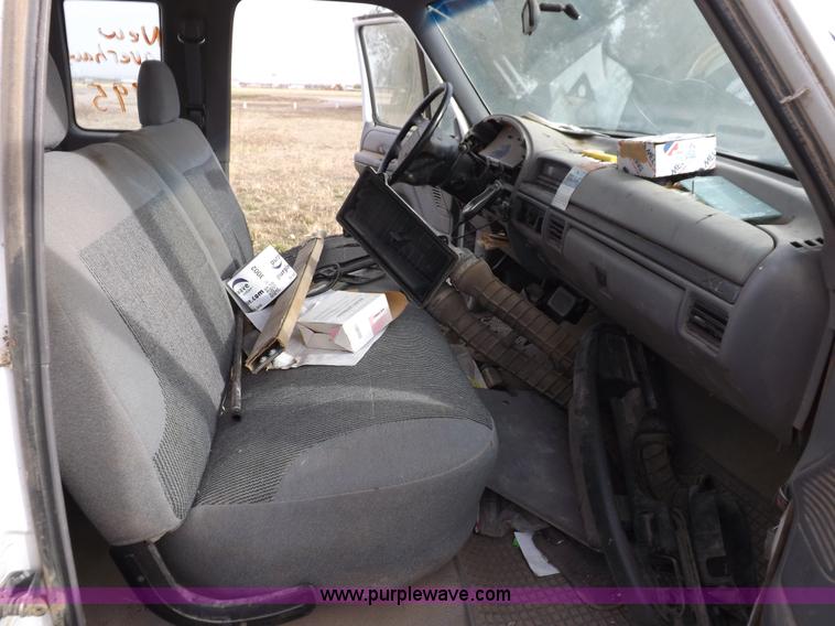 image for item K3000 1995 Ford F150 XL SuperCab pickup truck