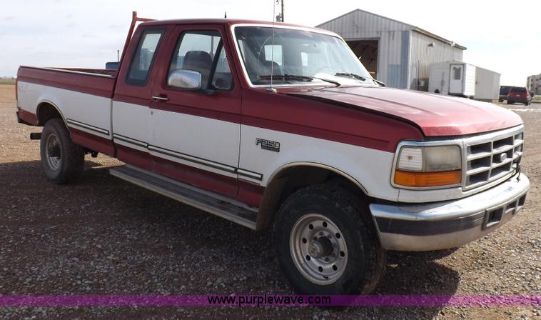 image for item K3202 1997 Ford F250 Super Duty XL SuperCab pickup truck