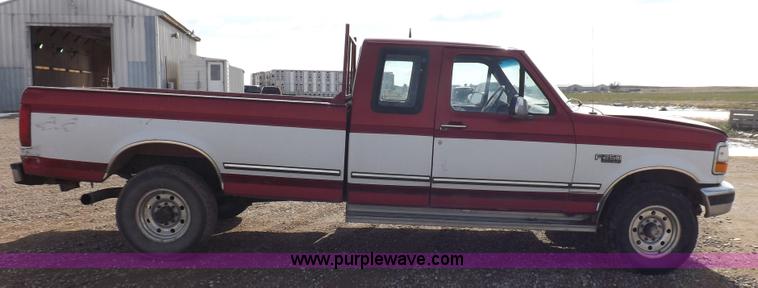 image for item K3202 1997 Ford F250 Super Duty XL SuperCab pickup truck