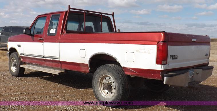 image for item K3202 1997 Ford F250 Super Duty XL SuperCab pickup truck