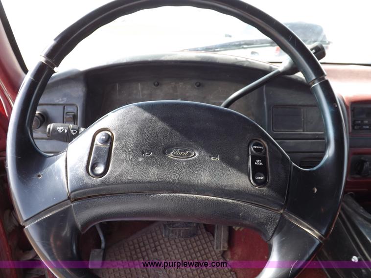 image for item K3202 1997 Ford F250 Super Duty XL SuperCab pickup truck