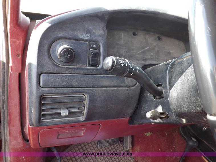 image for item K3202 1997 Ford F250 Super Duty XL SuperCab pickup truck