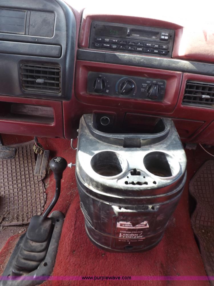 image for item K3202 1997 Ford F250 Super Duty XL SuperCab pickup truck