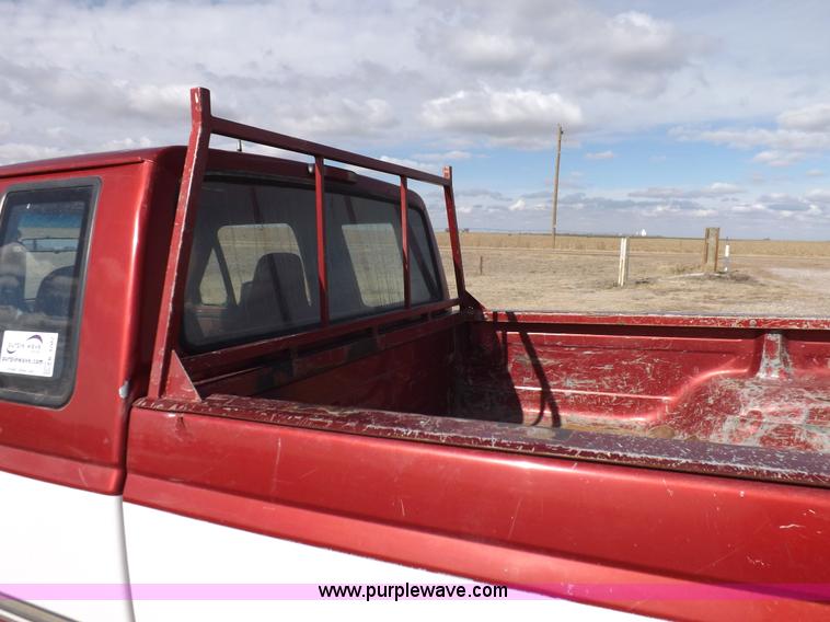 image for item K3202 1997 Ford F250 Super Duty XL SuperCab pickup truck