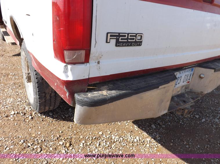 image for item K3202 1997 Ford F250 Super Duty XL SuperCab pickup truck