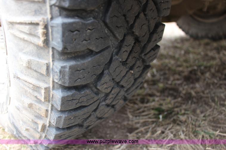 image for item L6572 1991 Ford F250 HD XLT Lariat SuperCab utility truck