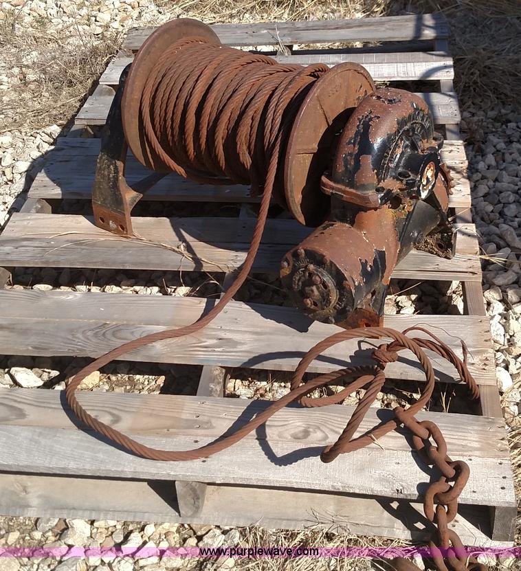 image for item L6621 (2) Tulsa winches