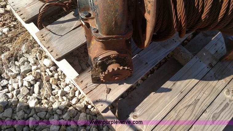 image for item L6621 (2) Tulsa winches