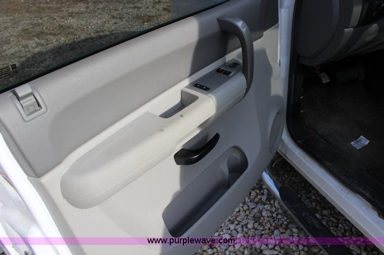 image for item L6636 2009 Chevrolet Silverado 1500 LS pickup truck