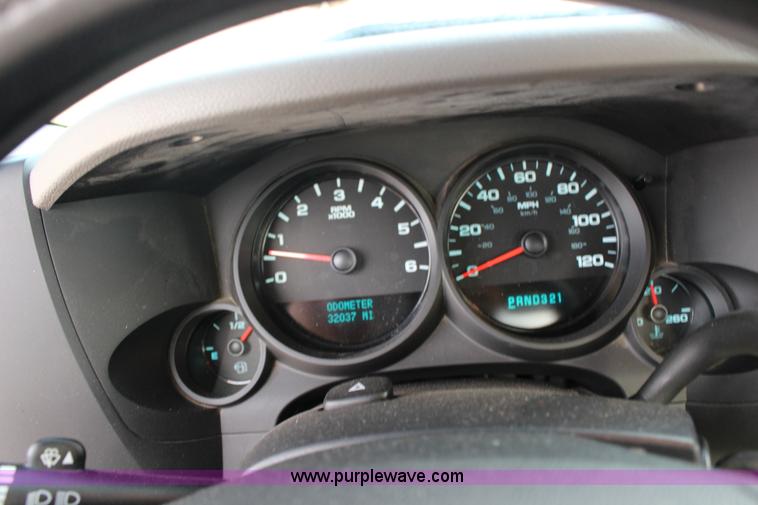 image for item L6636 2009 Chevrolet Silverado 1500 LS pickup truck