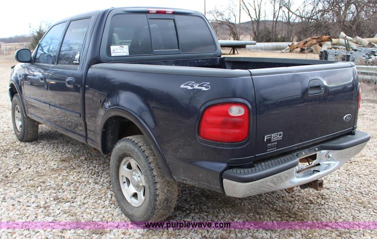 image for item L6637 2001 Ford F150 XLT SuperCrew pickup truck