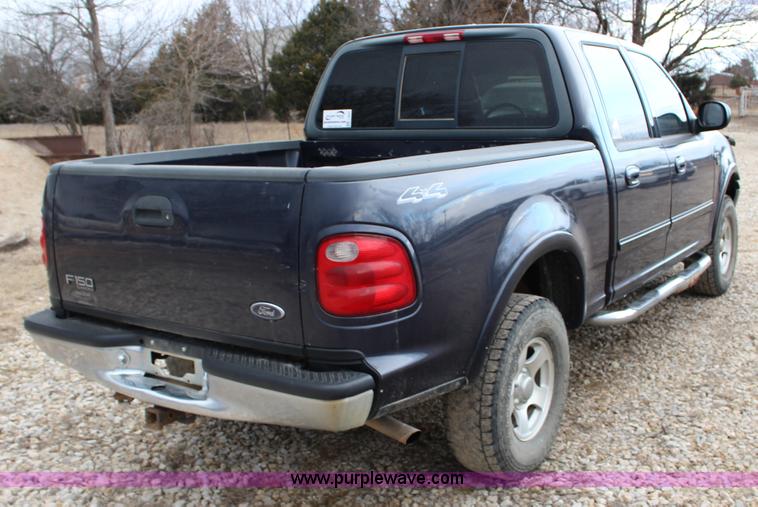 image for item L6637 2001 Ford F150 XLT SuperCrew pickup truck