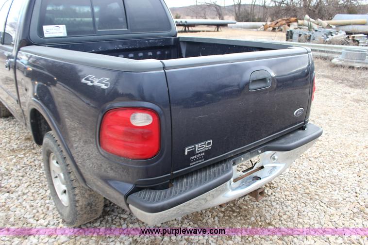 image for item L6637 2001 Ford F150 XLT SuperCrew pickup truck