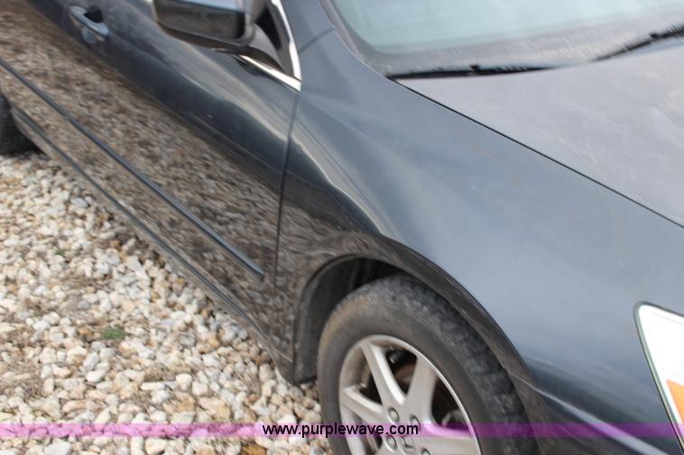 image for item L6638 2003 Honda Accord EX