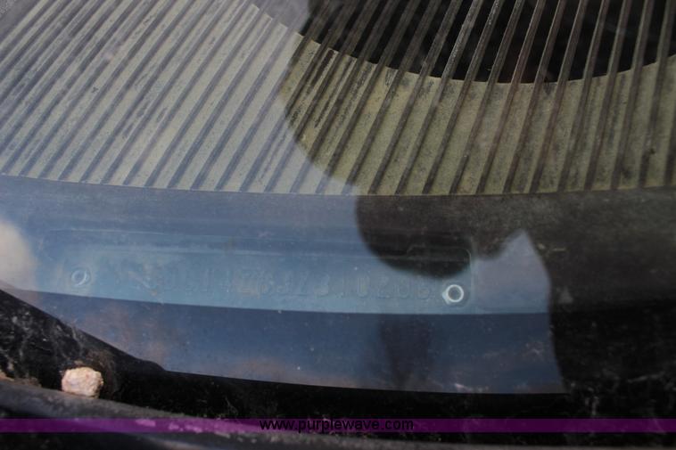 image for item L6639 1988 Chevrolet 1500 pickup truck