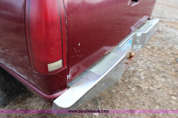 image for item L6639 1988 Chevrolet 1500 pickup truck