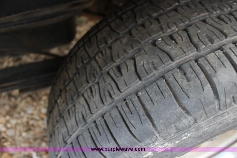 image for item L6639 1988 Chevrolet 1500 pickup truck