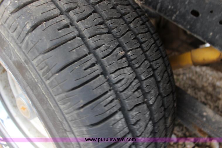 image for item L6639 1988 Chevrolet 1500 pickup truck