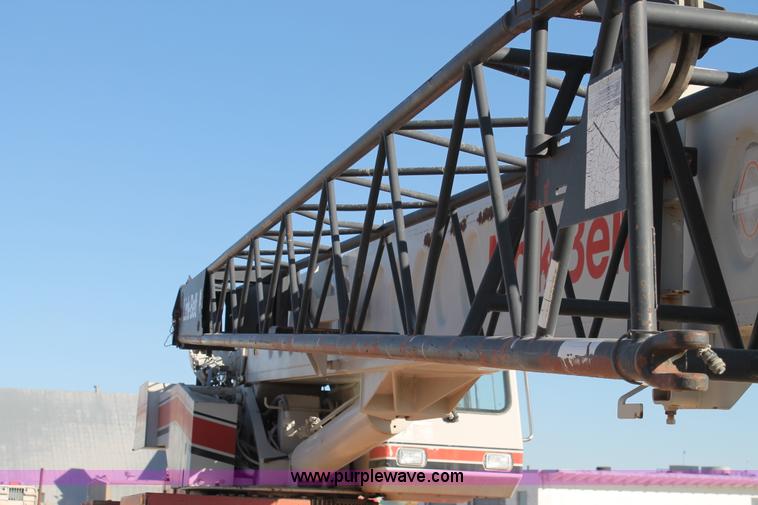image for item AO9583 1994 Link Belt RTC-8030 crane