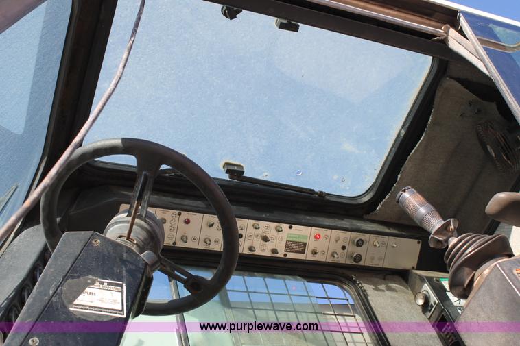 image for item AO9583 1994 Link Belt RTC-8030 crane