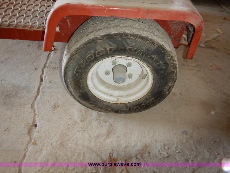 image for item AV9528 General 550 Dig-R-Mobile auger drill