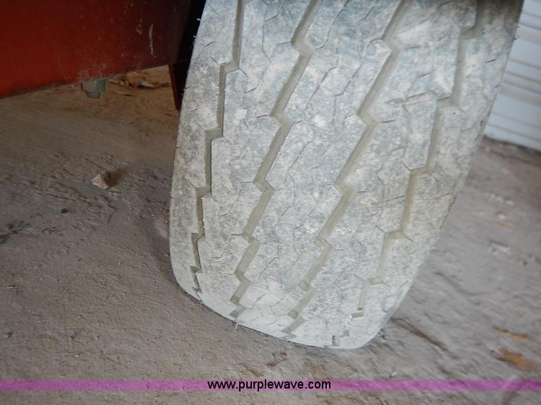 image for item AV9528 General 550 Dig-R-Mobile auger drill