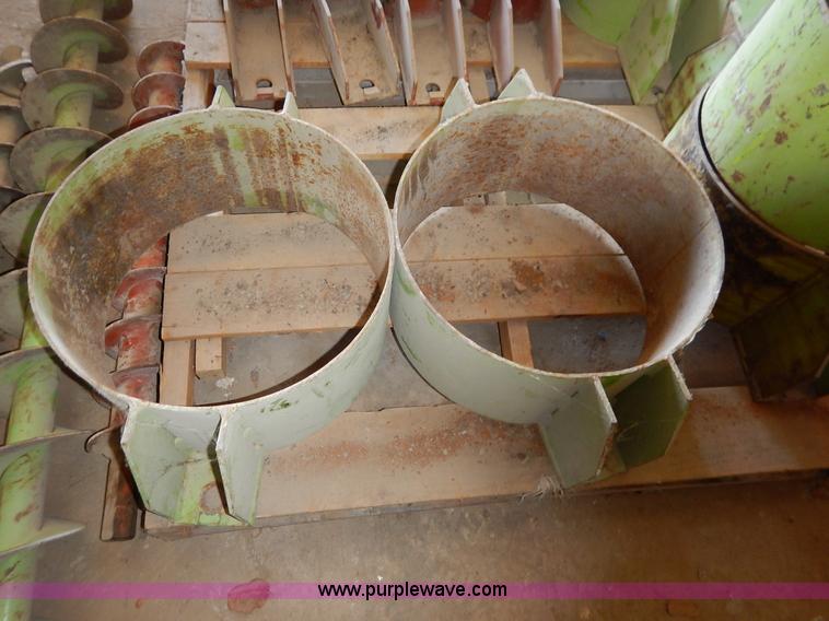 image for item AV9528 General 550 Dig-R-Mobile auger drill