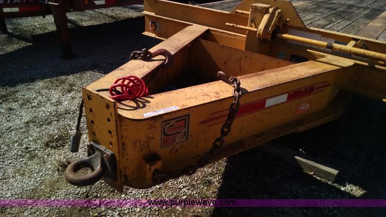 image for item AW9049 1998 Holden HCZ40KT equipment trailer